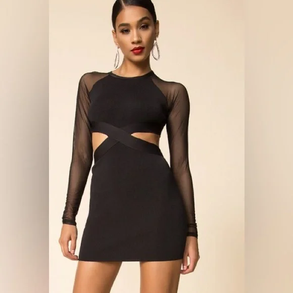 Revolve superdown hit the club dress in black - Picture 4 of 10